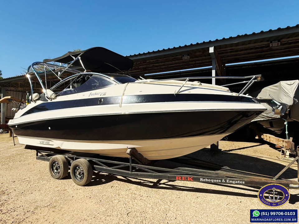 Lancha Fibrafort Focker 230